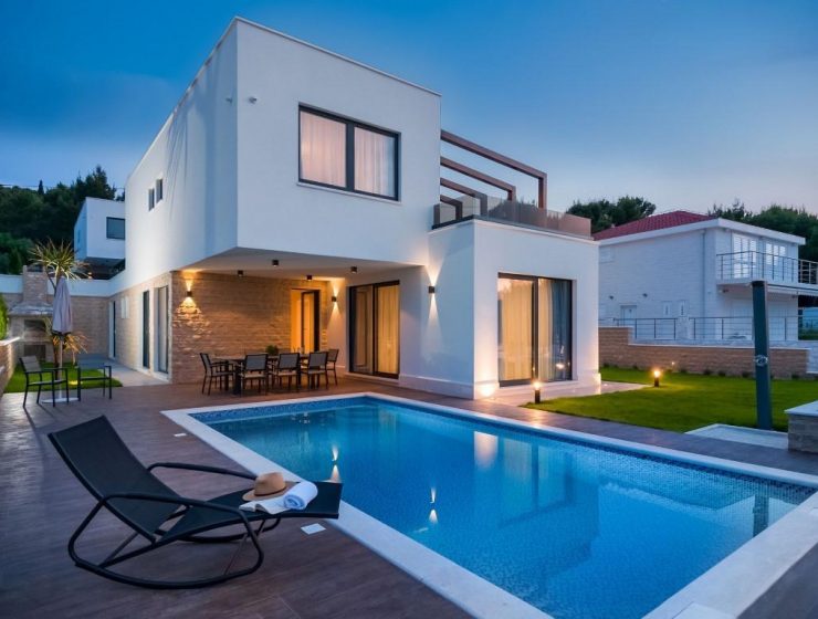 Оренда вілл та бронювання готелів