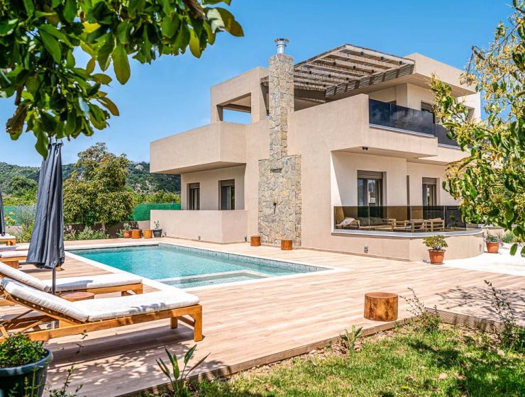 Оренда вілл та бронювання готелів