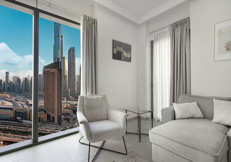 Downtown Views II – Luxury Apartment with Unmatched Skyline Views