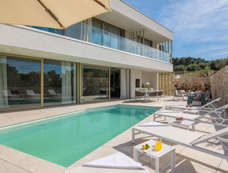 Оренда вілл та бронювання готелів