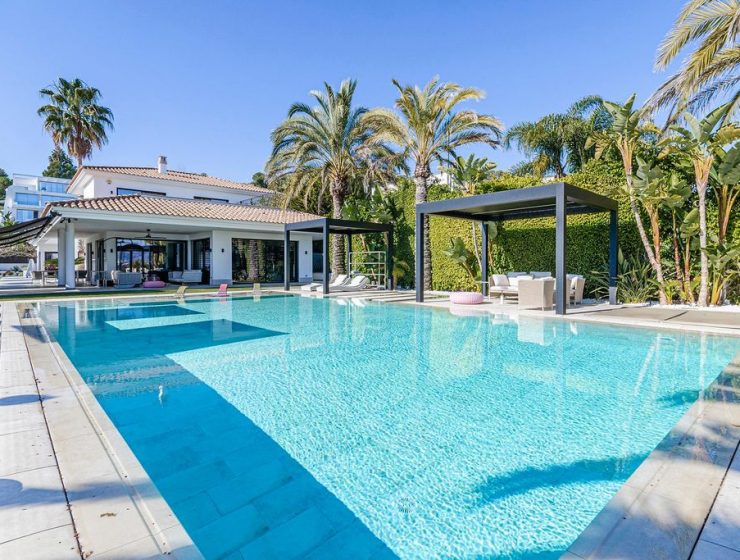 Оренда вілл та бронювання готелів