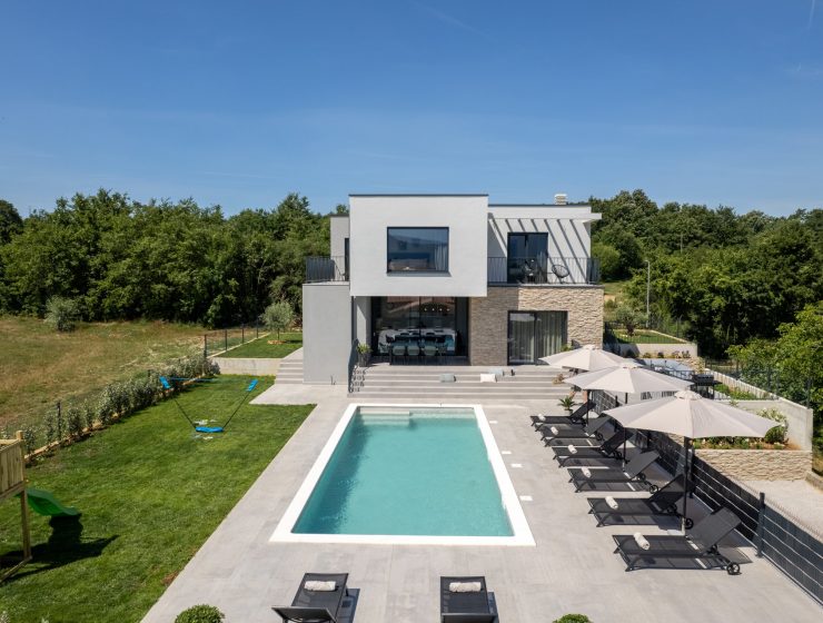 Оренда вілл та бронювання готелів