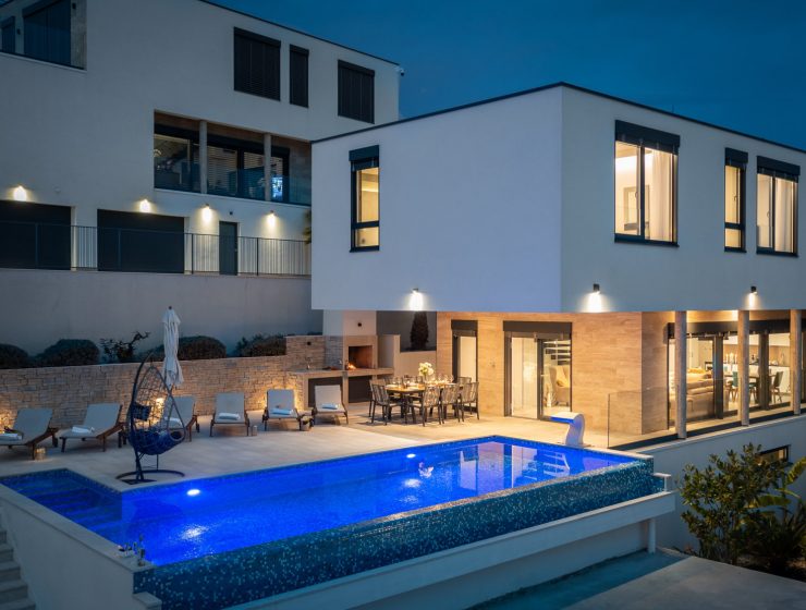 Оренда вілл та бронювання готелів