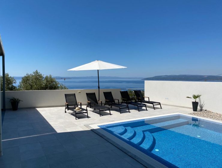 Оренда вілл та бронювання готелів