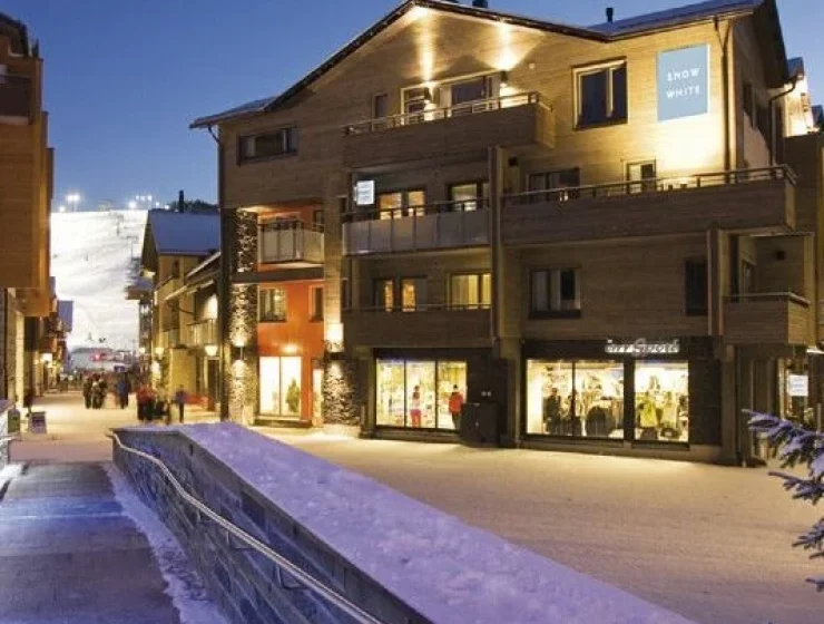 Оренда вілл та бронювання готелів