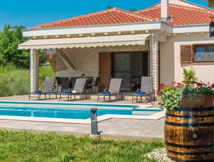 Оренда вілл та бронювання готелів