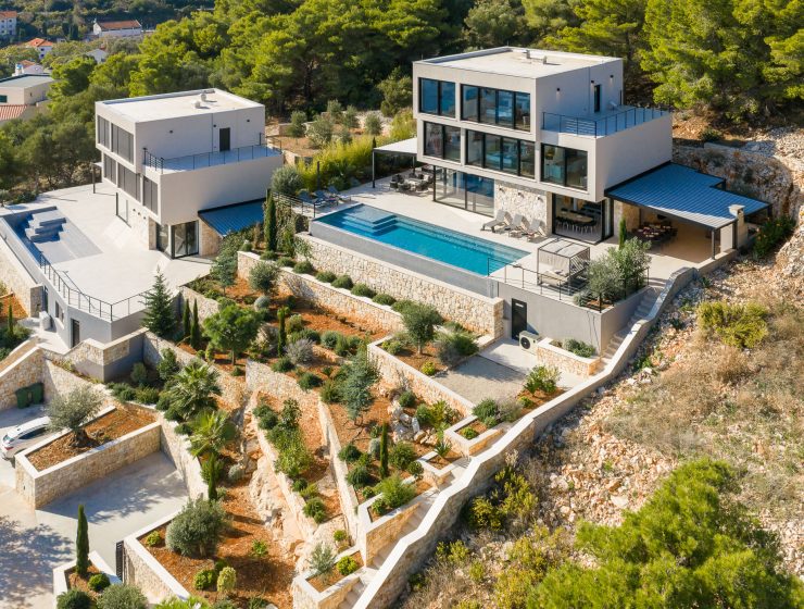 Оренда вілл та бронювання готелів