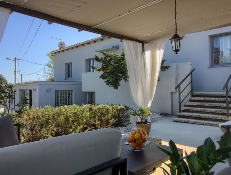 Оренда вілл та бронювання готелів