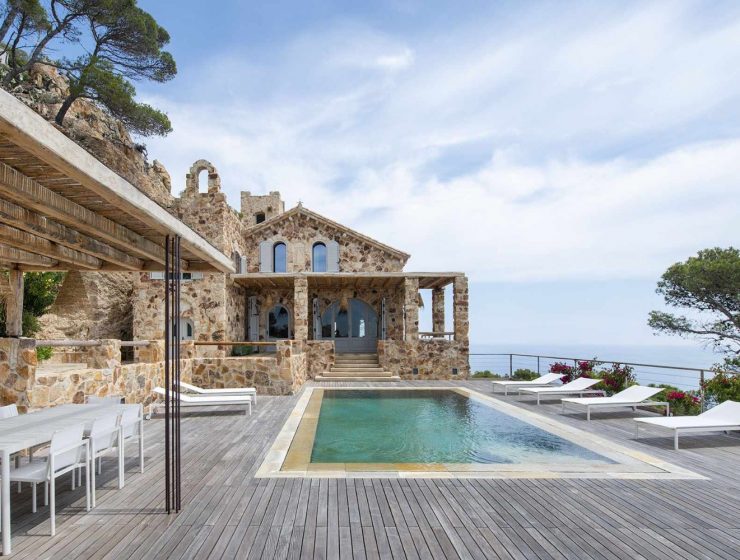 Оренда вілл та бронювання готелів