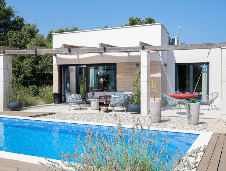 Оренда вілл та бронювання готелів