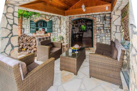Villa-130294