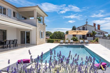 Villa-130071