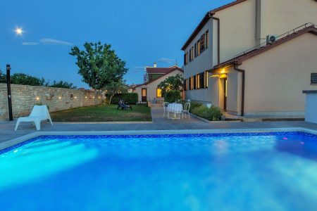 Villa-127223