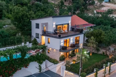 Villa-141525