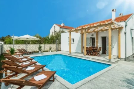 Villa-142409