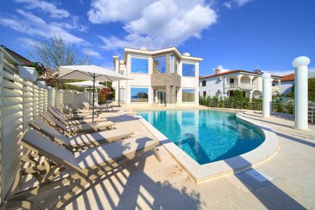 Villa-144993