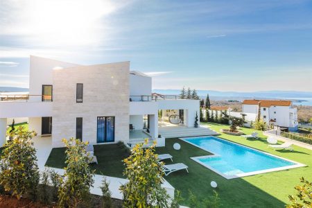 Villa-151036