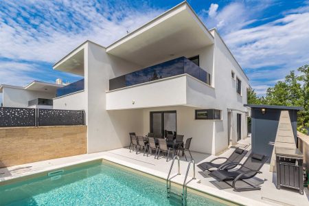 Villa-151139