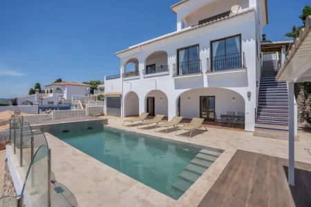 Villa-151437